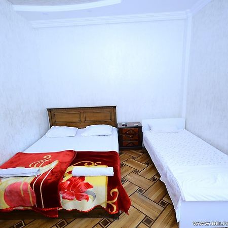 Hotel Belfast Batumi Bagian luar foto