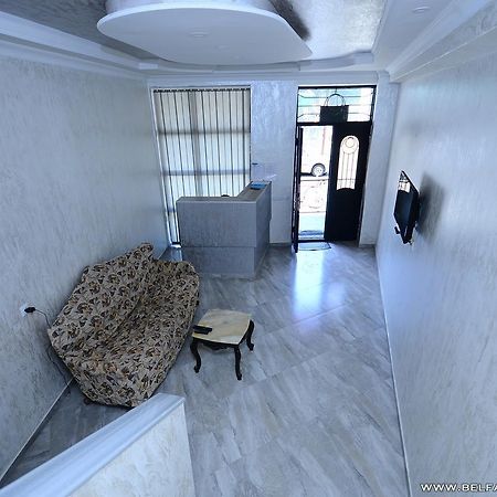 Hotel Belfast Batumi Bagian luar foto
