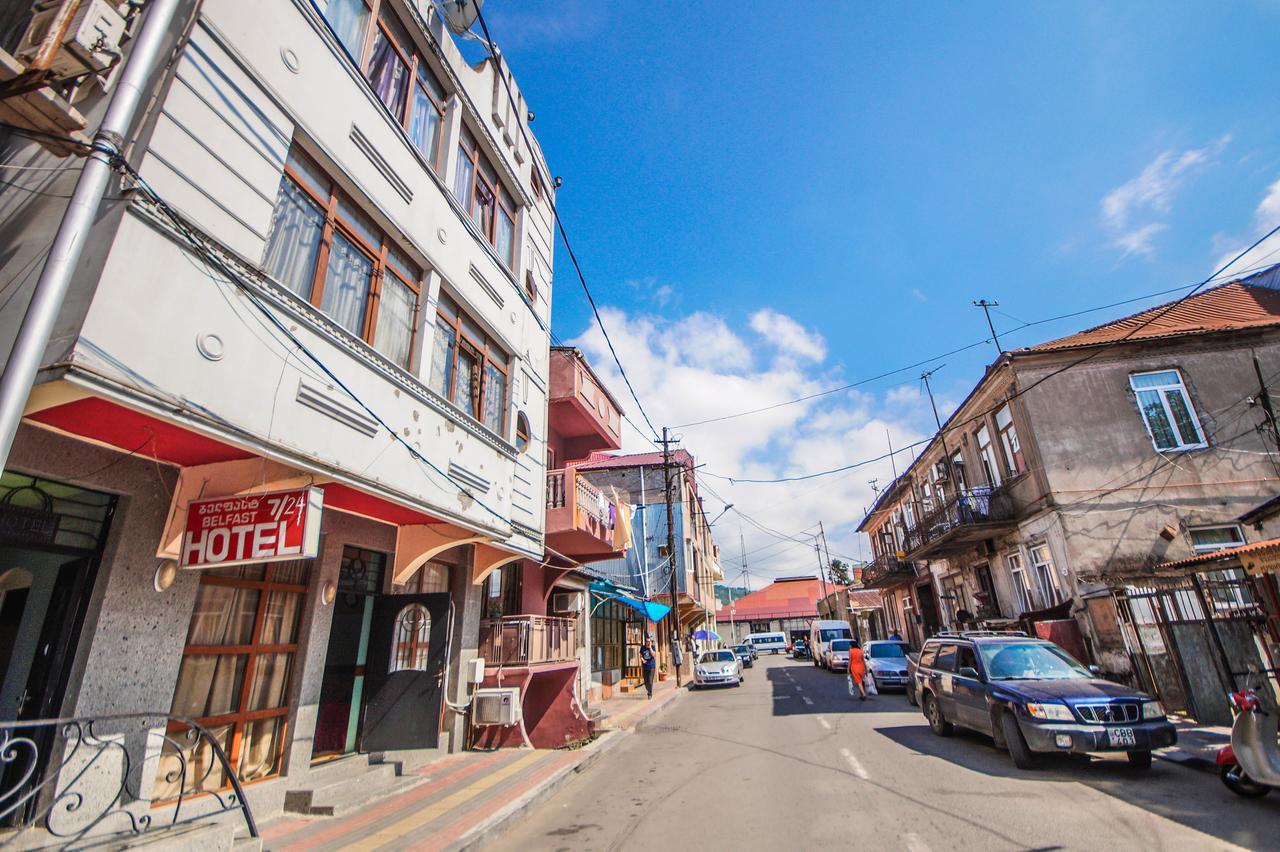 Hotel Belfast Batumi Bagian luar foto