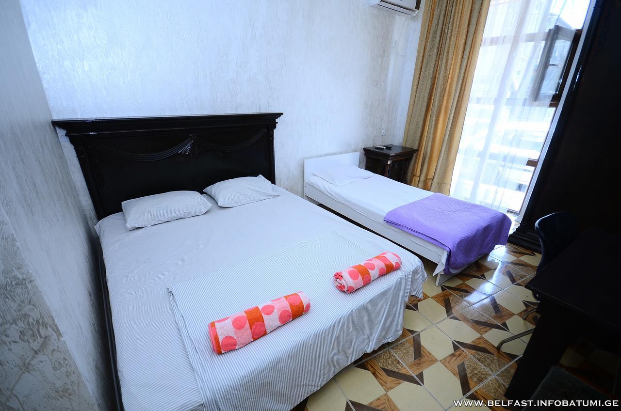 Hotel Belfast Batumi Bagian luar foto