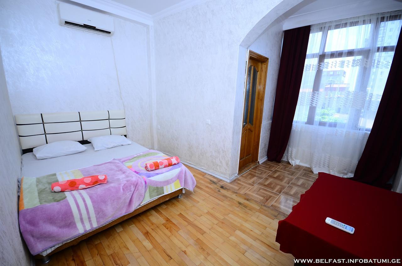 Hotel Belfast Batumi Bagian luar foto